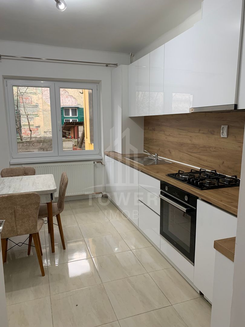 Casa duplex de închiriat, renovată | Zona Parcul Sub Arini - Poză 2