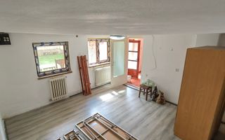 Casă cu 4 camere si teren zona Ciucului 120 m² - Poză 7