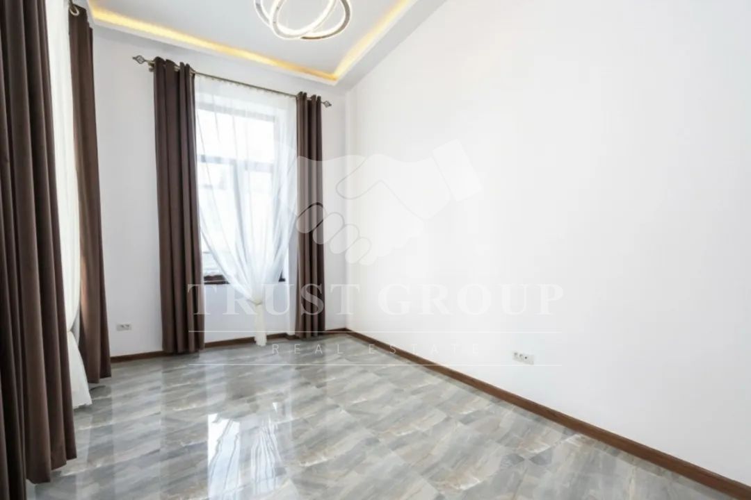Apartament in vila- Unirii, str George Georgescu | Curte 70mp | Pivnita & Pod - Poză 4