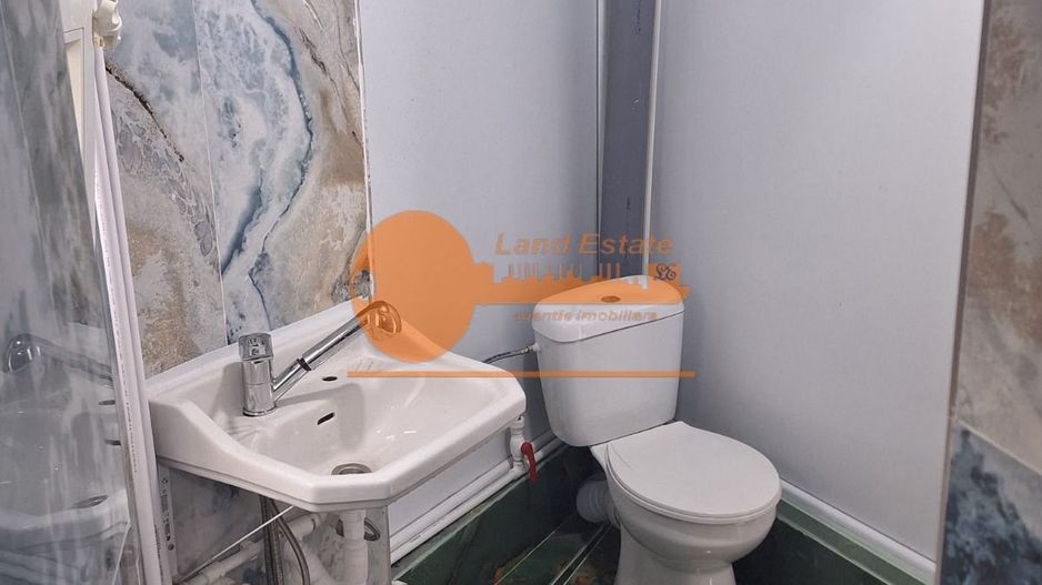 Casa cu 7 camere, fiecare cu grup sanitar propriu – Calea Plevnei - Poză 9