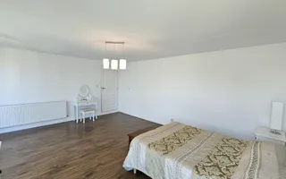 0 % comision, casa individuala 4 camere, 400 mp teren cartier Bulgaria - Poză 14
