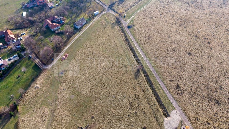 Teren intravilan parcelabil, priveliște spre munți, Sohodol, Bran - Poză 22