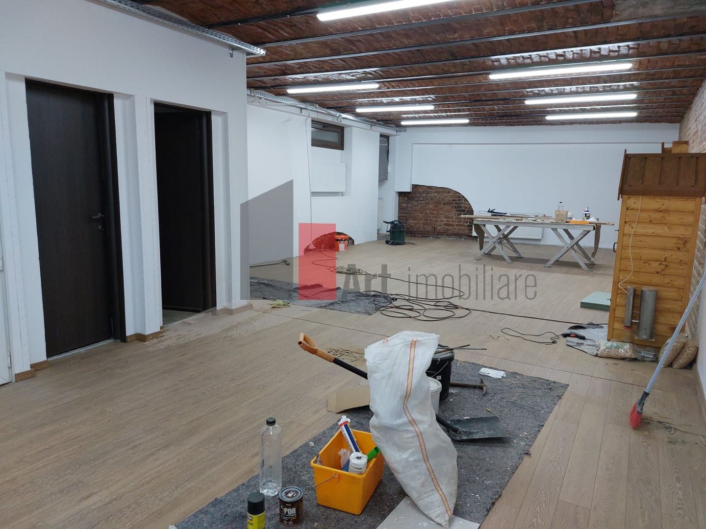 Spatiu depozitare/productie/showroom Universitate,intrare separata,100 mp. - Poză 8