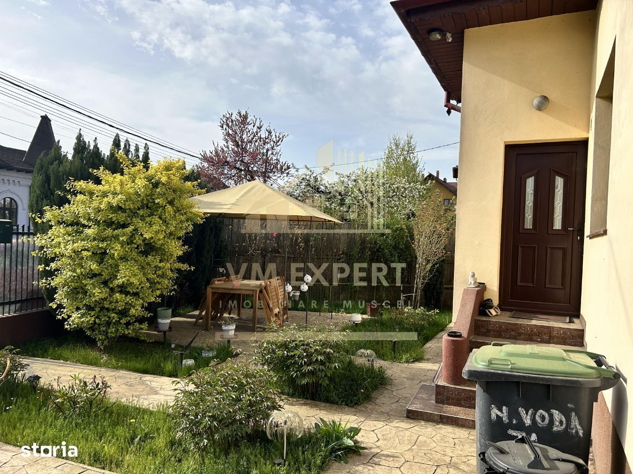 CASA  4 CAMERE PARTIAL MANSARDA  TEREN 200 MP CAMPULUNG - Poză 2