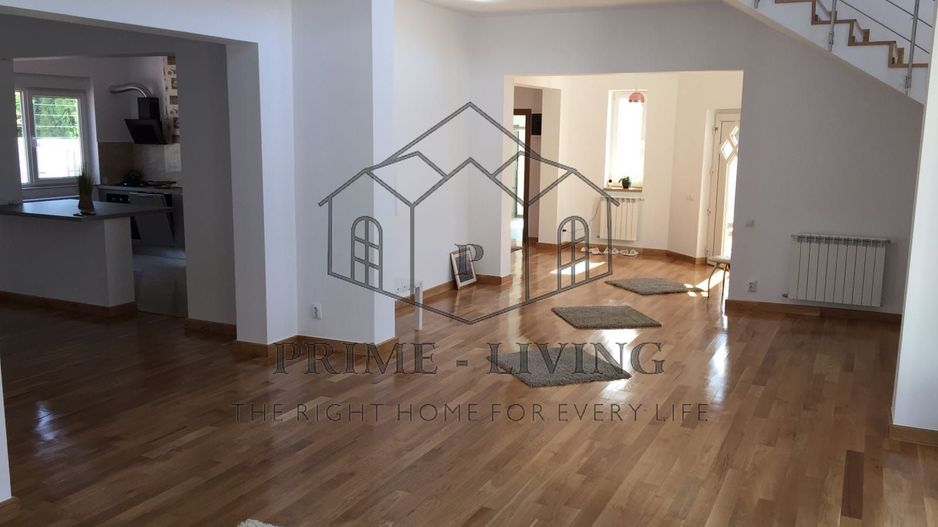 VILA SPATIOASA CU 6 CAMERE LA INCHIRIERE LANGA BRITISH SCHOOL - Poză 2