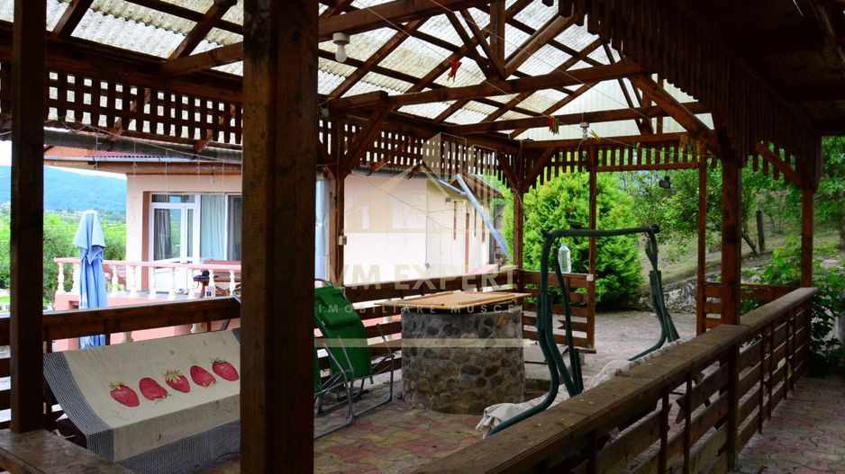 CASA 5 CAMERE, TEREN 606 MP, CAPU PISCULUI (GODENI ARGES) - Poză 14