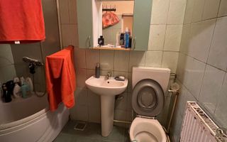 Casă spațioasă pe strada Carpați – zona Ceangăi - Poză 3