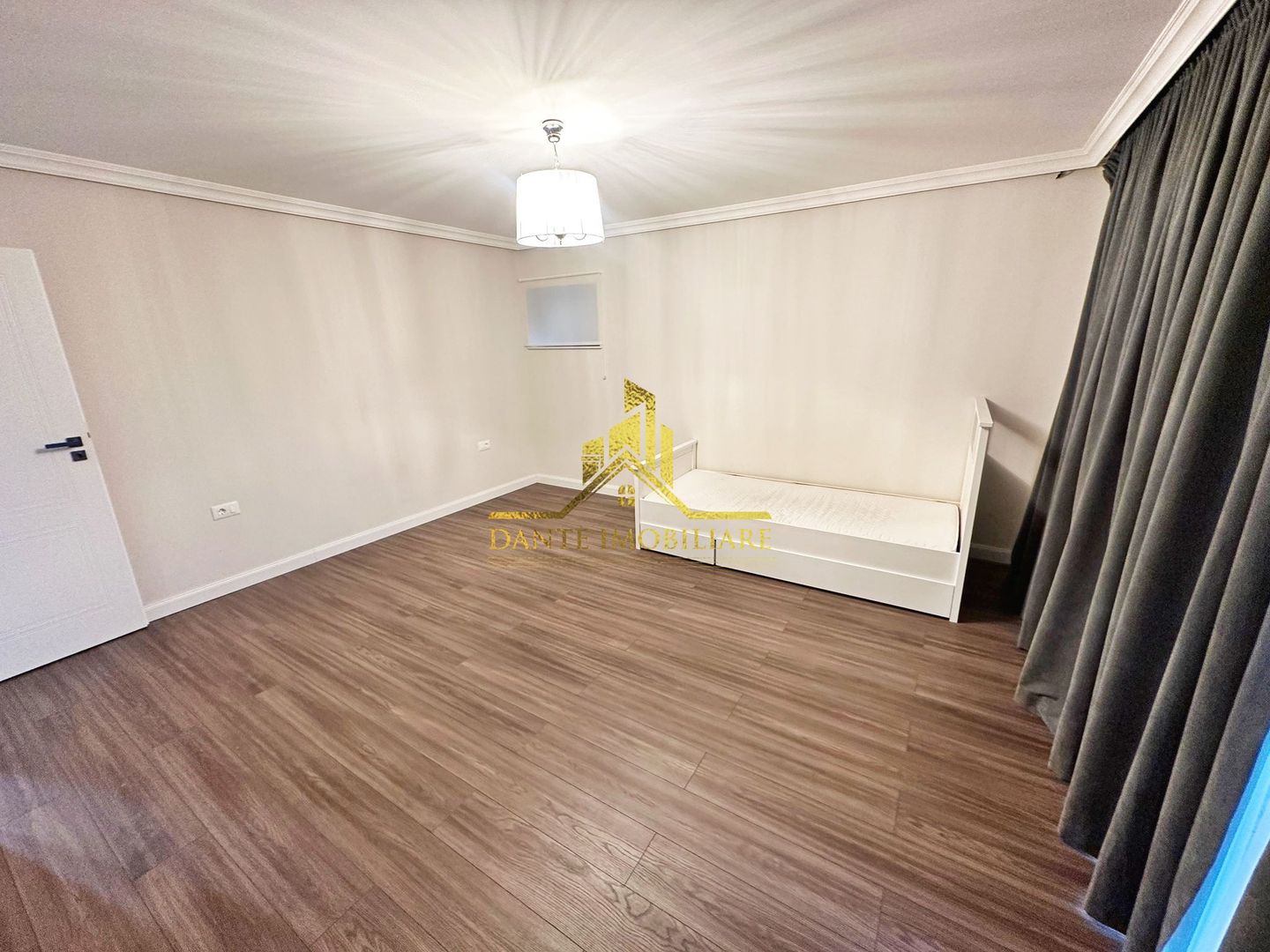 Duplex, 3 camere, ultrafinisat, gradina, parcare, Floresti, Vivo - Poză 13