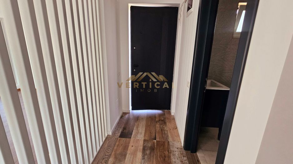 De vanzare vila 4 camere - cartier Mega Parc Residence -comuna Berceni - Poză 5