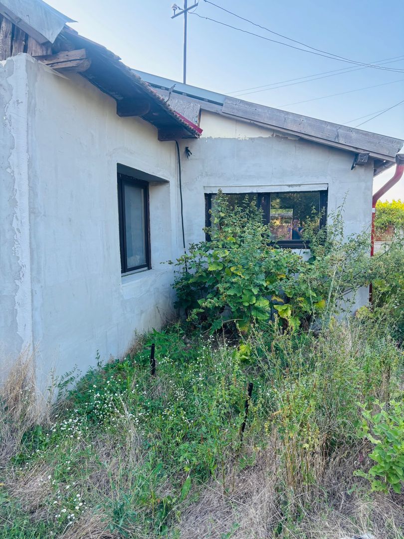 Casă și teren, 1.000 mp, Ciulești. 18.000 E. Comision 0 - Poză 6