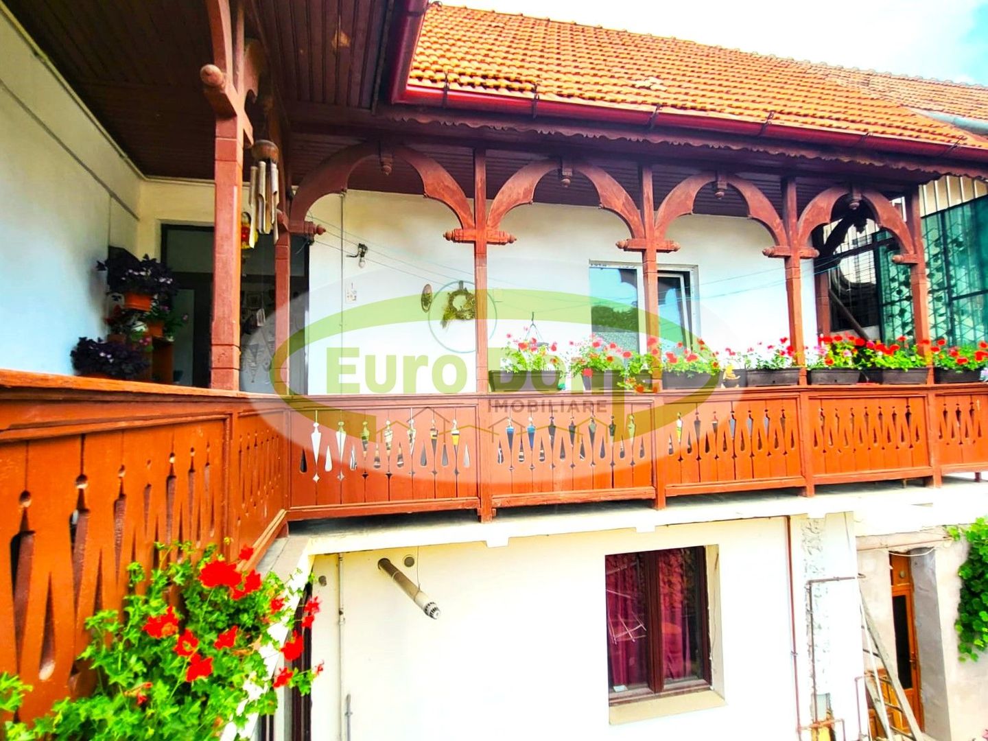 Apartament în casă cu priveliște frumoasă- Comision 0 - Poză 2