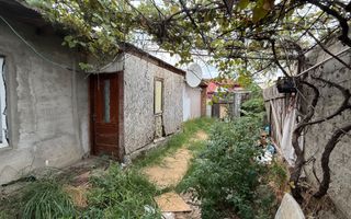 Teren cu dublă deschidere, Piața Delfinului - Poză 3