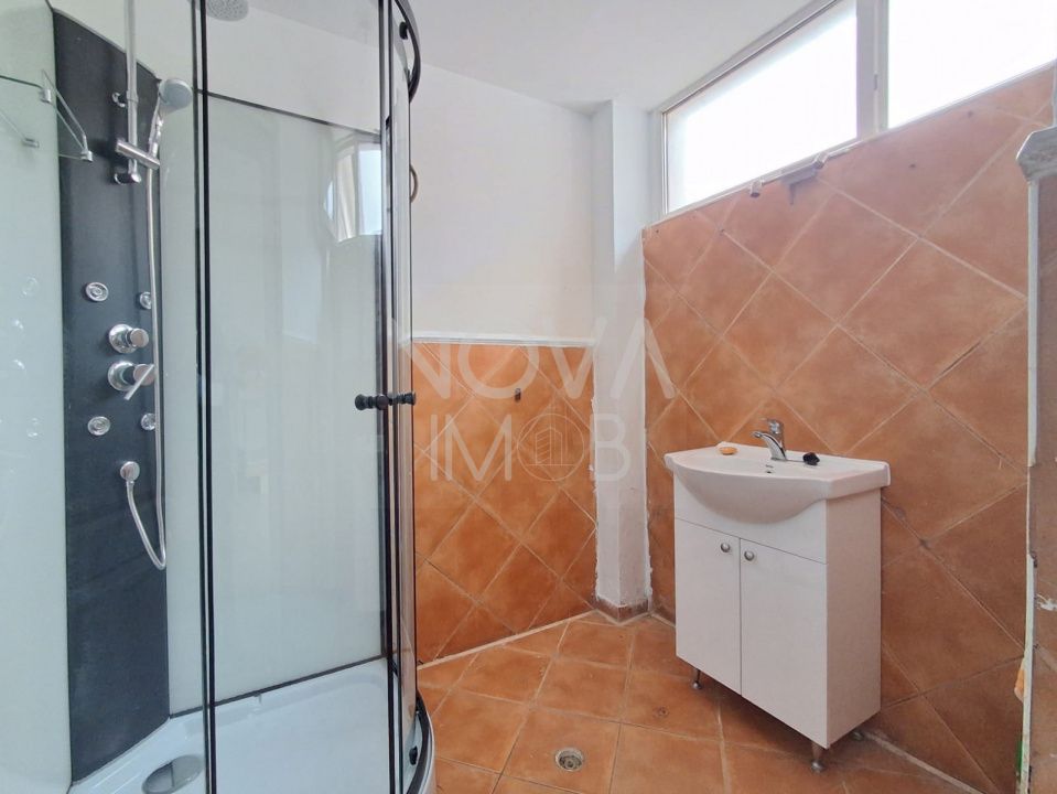 Casa pentru muncitori, 19 locuri - Trei Stejari - Poză 8