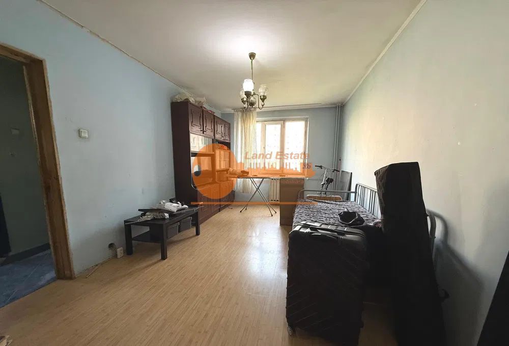 Apartament cu 3 camere in zona Crangasi - Poză 8