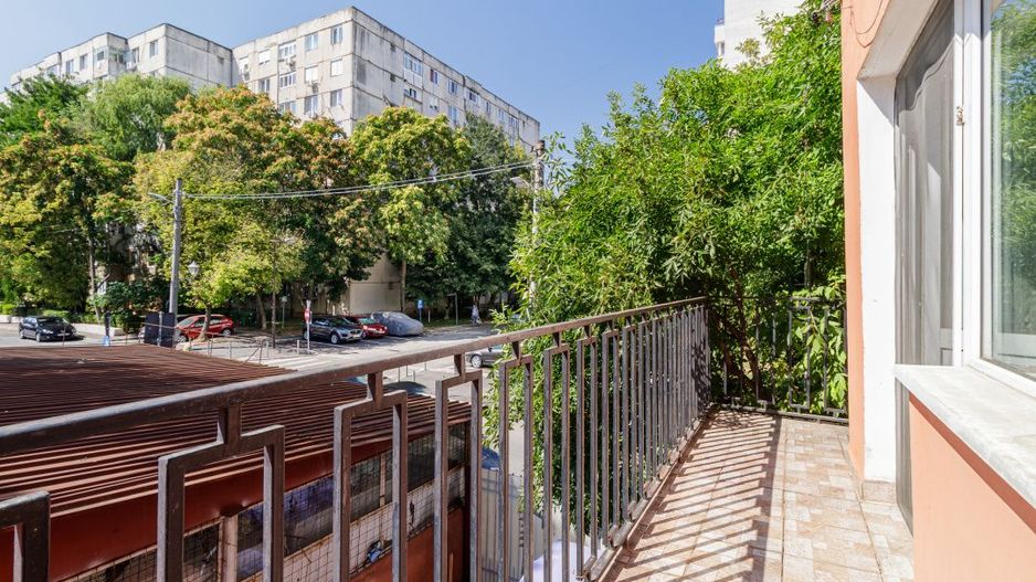 Casa cu curte | Cladire pentru activitati comerciale si servicii - Poză 10