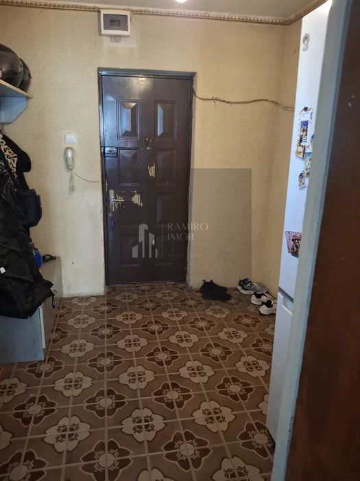 APARTAMENT 2 CAMERE/ 53 MP/ AN 1987/ SEC3/ - Poză 5