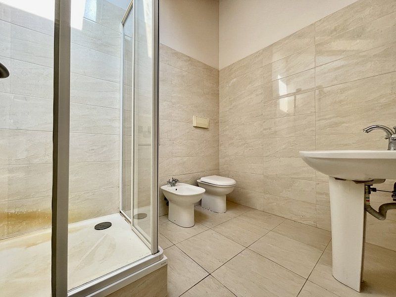 Penthouse pe doua niveluri situat in Piata Unirii - Poză 13