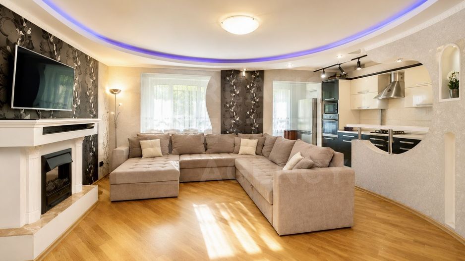 Chirie, apartament, 3 camere + living, str. Pușkin, Centru - Poză 1