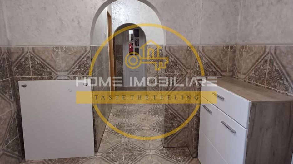 Etaj 2-Apartament 3Camere/Decomandat bloc din 1982-Zona Nicolina 1! - Poză 4
