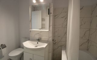 3 camere decomandate, balcon generos de 17 mp, bloc modernizat-Gh Lazăr - Poză 31