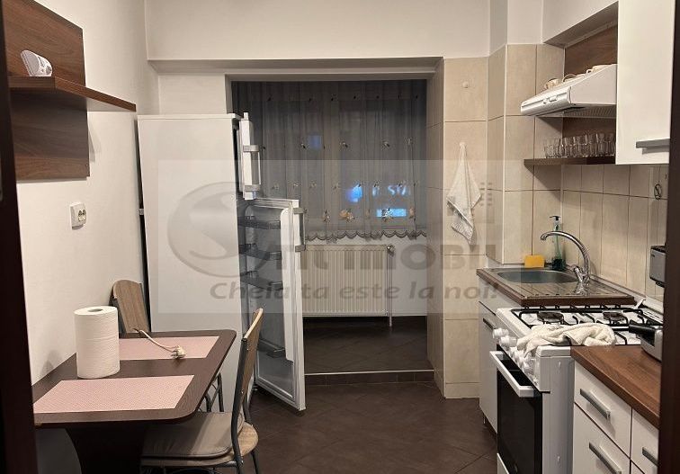 Apartament de vânzare 2 camere etaj 1 Podul de Fier pret 139.499 Euro - Poză 4