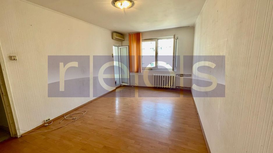 VANZARE APARTAMENT 2 CAMERE 50MP DRISTOR DECOMANDAT BLOC 1982 TEAVA DE GAZ - Poză 1