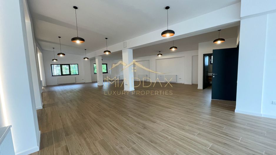 Spatiu comercial S+P+2E+M ***Prima Inchiriere*** - Poză 15