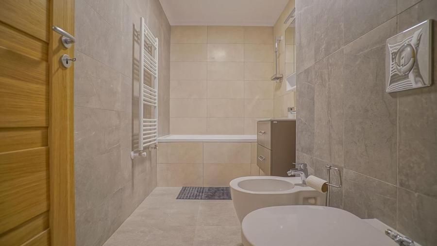 Apartament 2 camere, Urban Coresi , Premium ,Terasa MARE - Poză 7