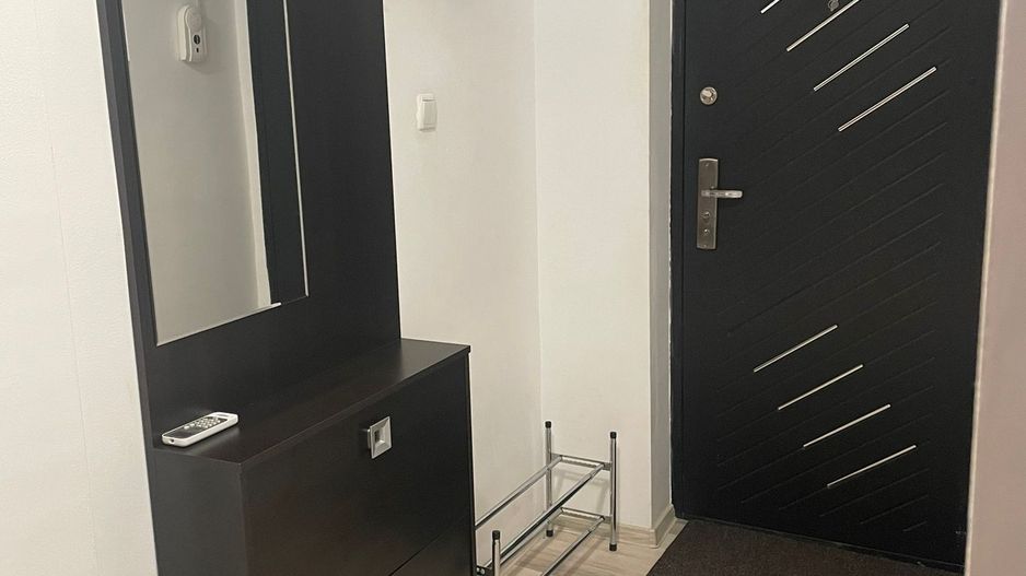 Apartament/mansardă 3 camere,Micro 17,utilat si mobilat - Poză 4