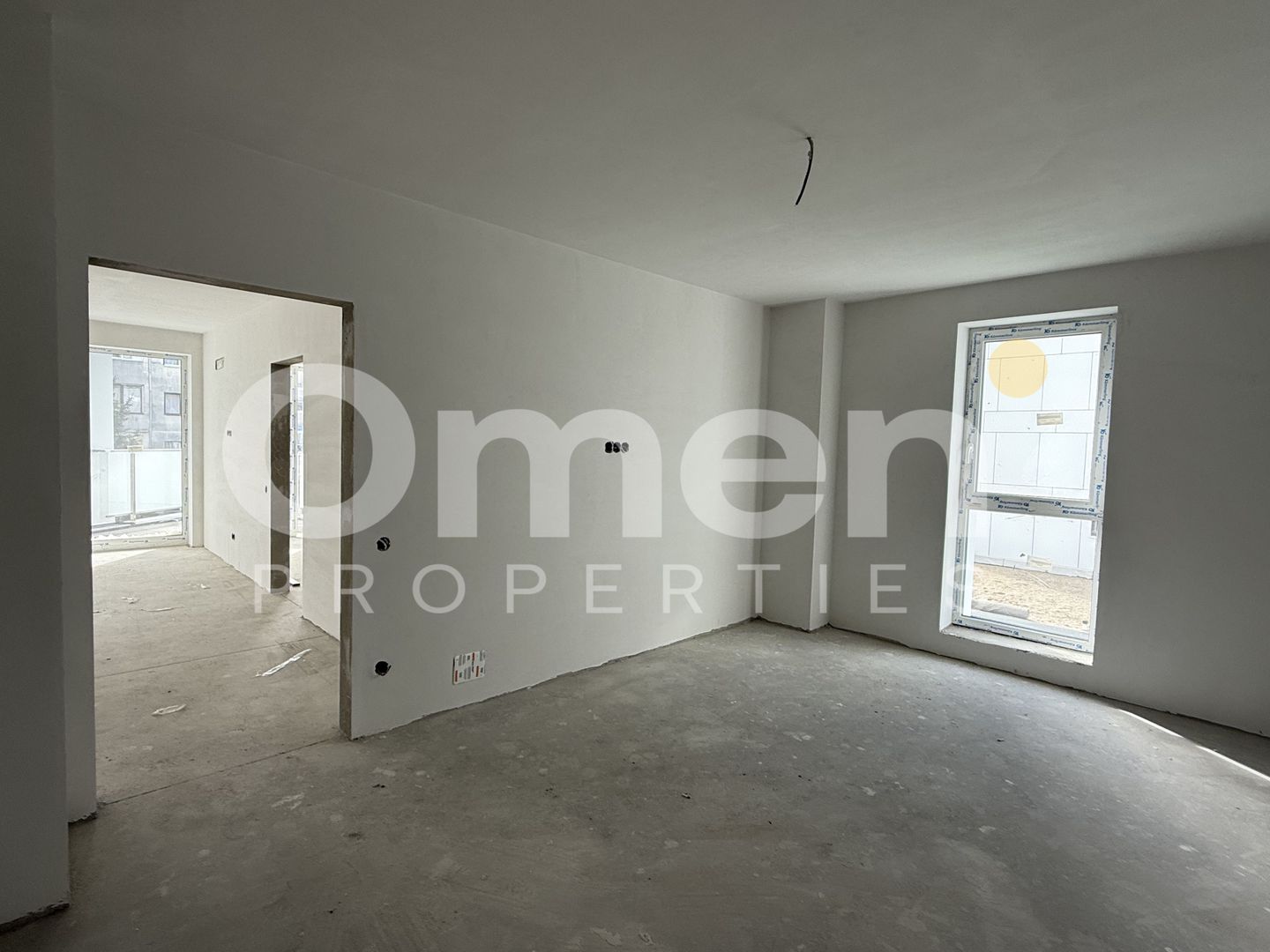 Apartament cu 4 camere etaj 2 in Complexul Vasile Alecsandri 72B - Poză 2