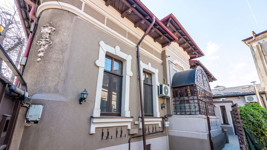 Casa cu identitate, farmec de epoca | Marasesti | Unirii - Poză 3