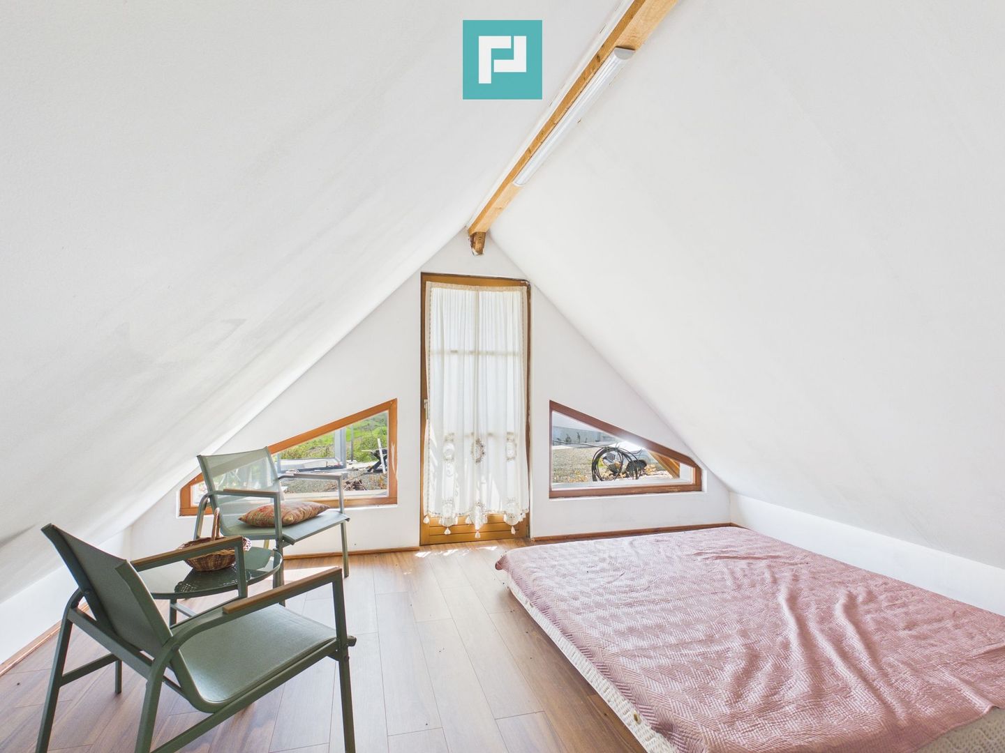 Casă pitorească de vacanță în Dulcele - Poză 13