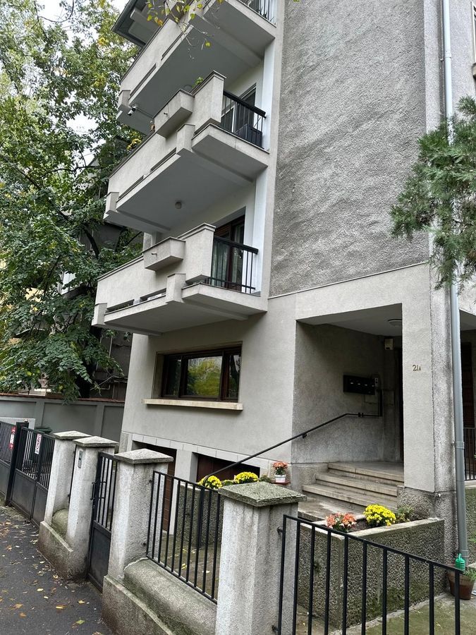 De inchiriat spatiu/ apartamnet 3 camere pe strada Roma - Poză 18