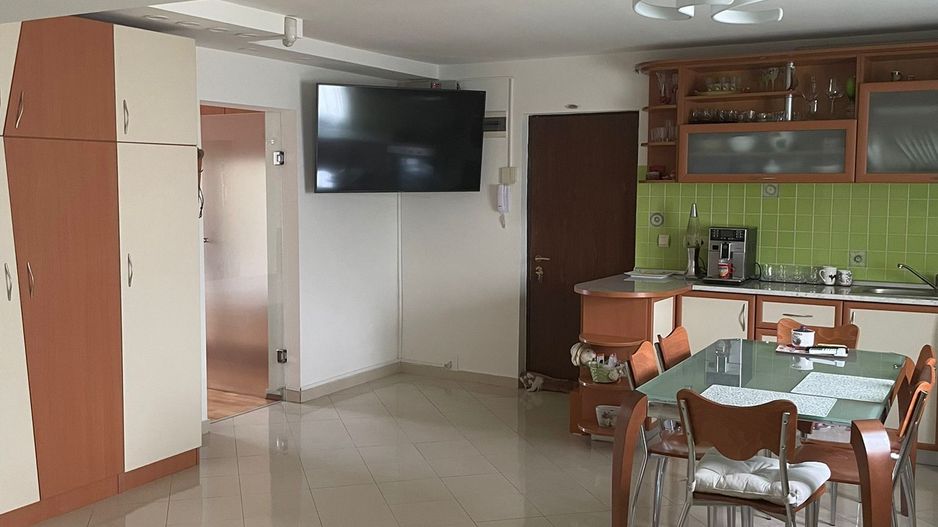 De vanzare Apartament 3 camere Matei Basarab, Calarasi, Central - Poză 6