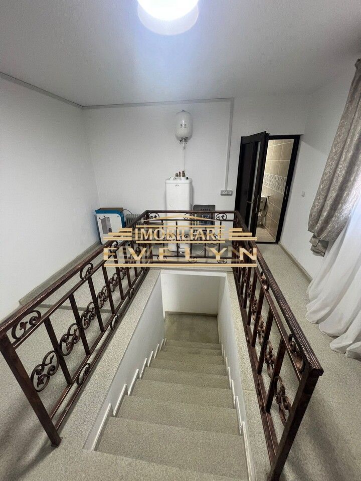 Casa de vanzare in Cristesti la strada principala, renovata complet !! - Poză 13