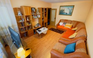 2 Camere Decomandat | 54MP | | Etaj 1/4 | Ceahlaul | 2 Balcoane | 1982 - Poză 2