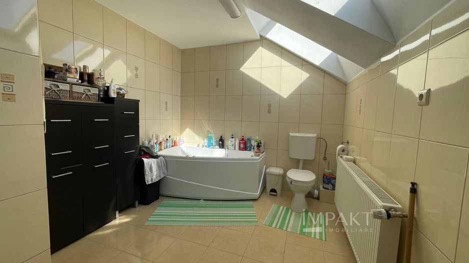 Casa cu panorama superba in Dambul Rotund! - Poză 17