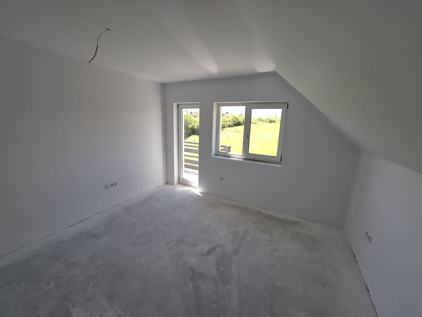 Casa Individuala NOUA in Cristian, curte frumoasa - Sibiu - Poză 10