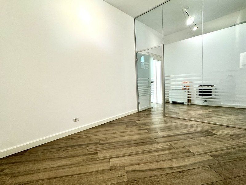 Birou elegant si spațios in Piața Unirii - Poză 8