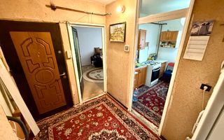 2 decomandate - etaj 3 - 53mp - teava de gaze - 1981 - Rovine - Iorga - Poză 7