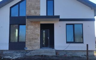 Vilă modernă de vânzare în Dancu, Iași - Poză 1