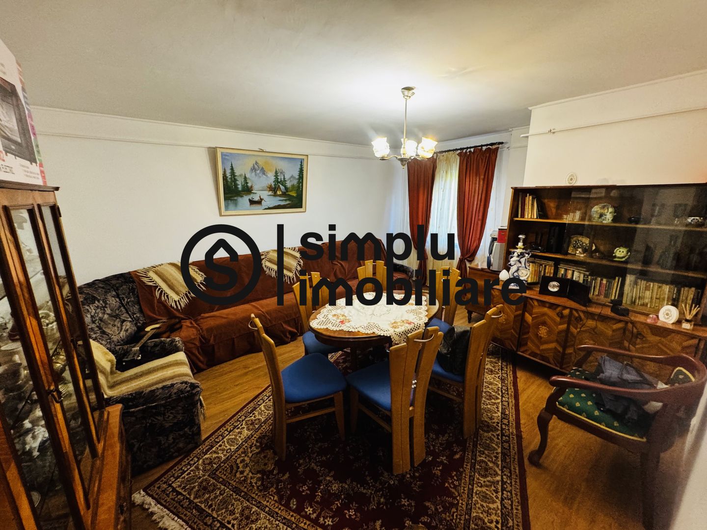 3 decomandate, centrala, 1 Mai - 110 000 Euro - Poză 21