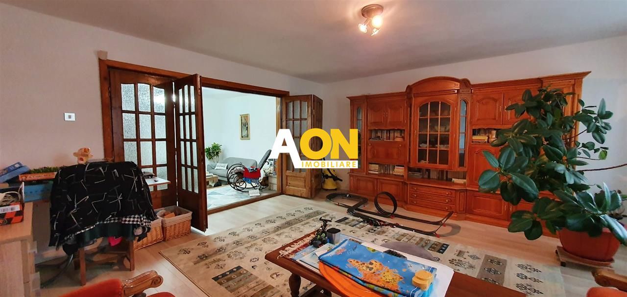 1/2 Duplex, D+P+1, 6 camere, 1000 mp teren, Barabant - Poză 9