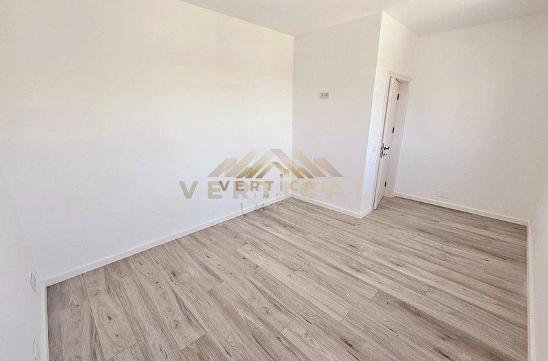 De vanzare casa 4 camere in comuna Berceni - Poză 17