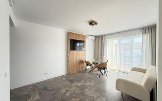 Mobilat si utilat. Bucatarie inchisa. Loc de parcare. Spatiu depozitare pod. - Poză 1