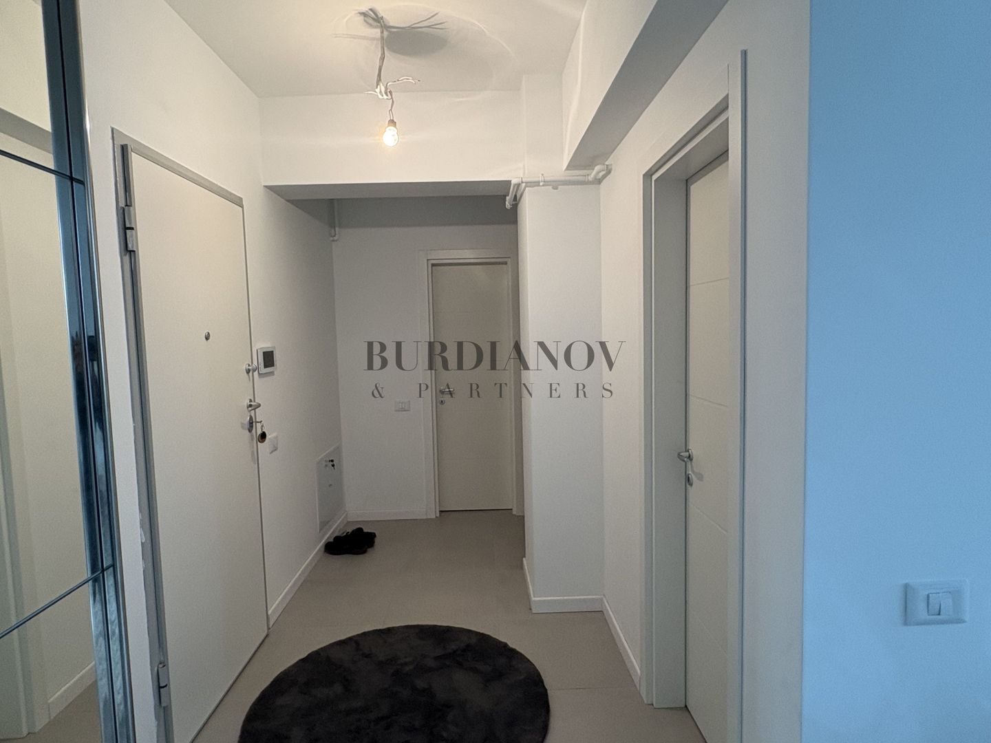 Apartament cu 2 camere de vânzare - Metrou Costin Georgian - Titan - Poză 10