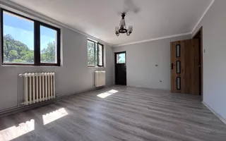 Gata de locuit! Vanzare casa cu 5 camere in Priboiu, com.Branesti - Poză 25