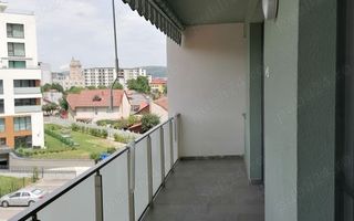 Vanzare apartament 3 camere zona Semicentrala - Poză 1