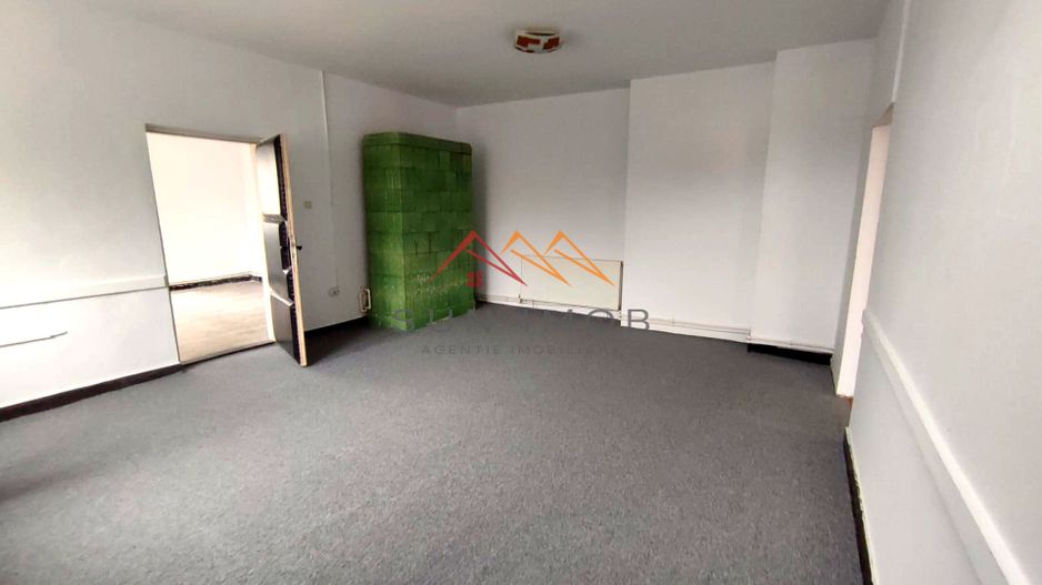 Casă / Spațiu comercial | 193 mp utili (P+S) | Câmpina | 120.000 € - Poză 3