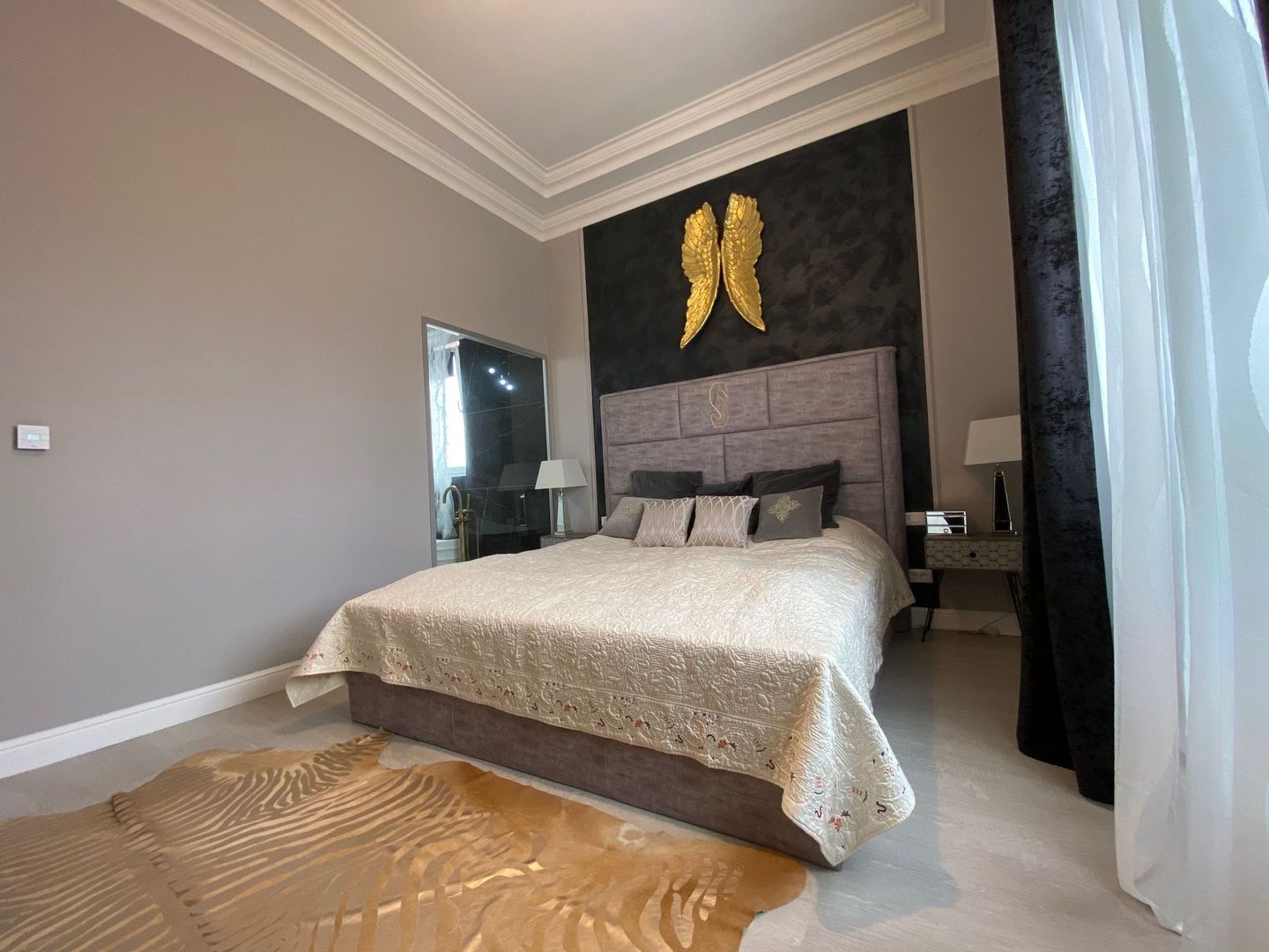 Vila deosebita cu piscina zona Dumbravita - Poză 9